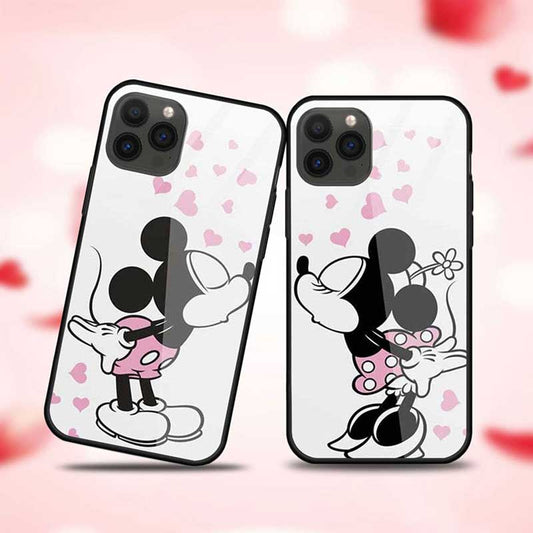 Micky Mouse And Minie Mouse Kissing Each Other  Glass Couple Case